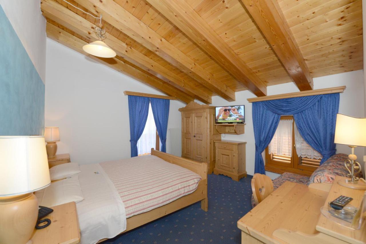 Hotel Sole Passo del Tonale Exteriör bild