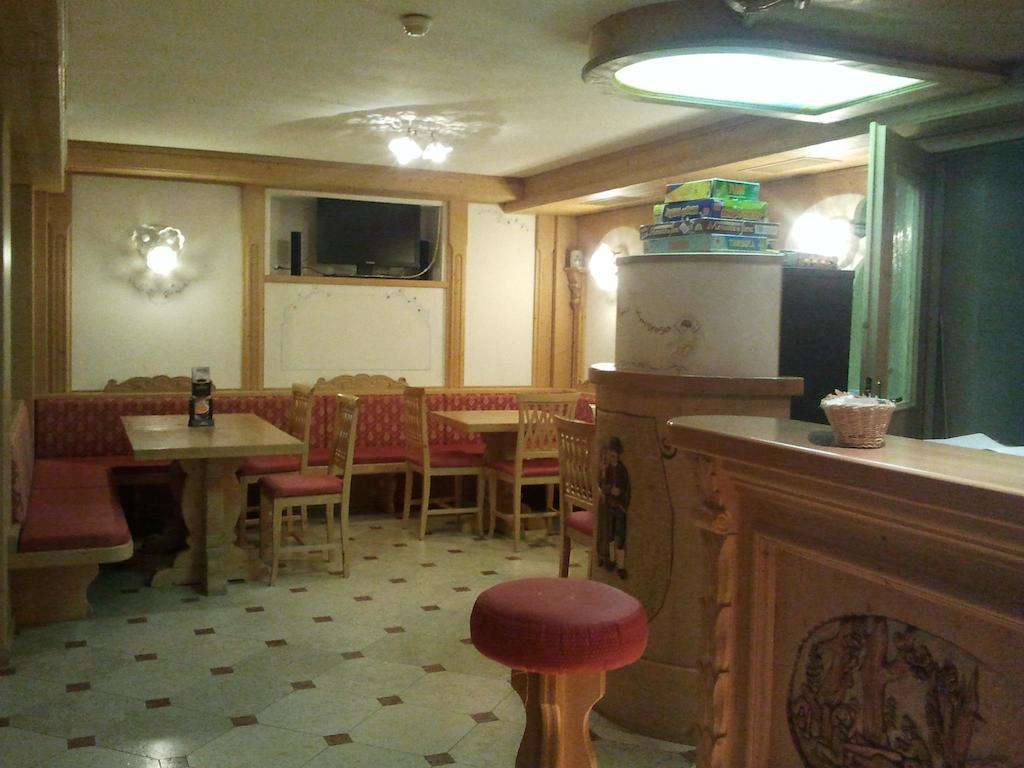 Hotel Sole Passo del Tonale Exteriör bild